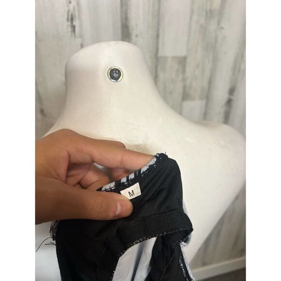 Blue tank top - Picture 5 of 6